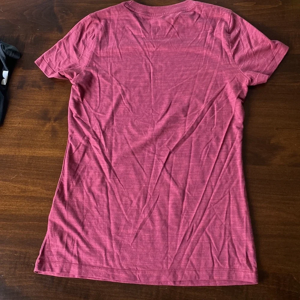 Reebok tshirt - Picture 4 of 7